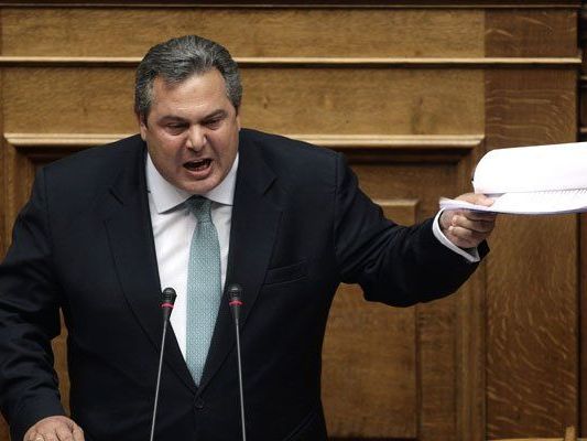 "Wer dazu nicht beitragen kann, sollte den Kampf verlassen". "Wer dazu nicht beitragen kann, sollte den Kampf verlassen".