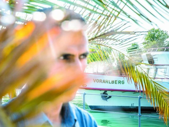 Muhammad würde sich sein Geld lieber selbst verdienen. Muhammad würde sich sein Geld lieber selbst verdienen.