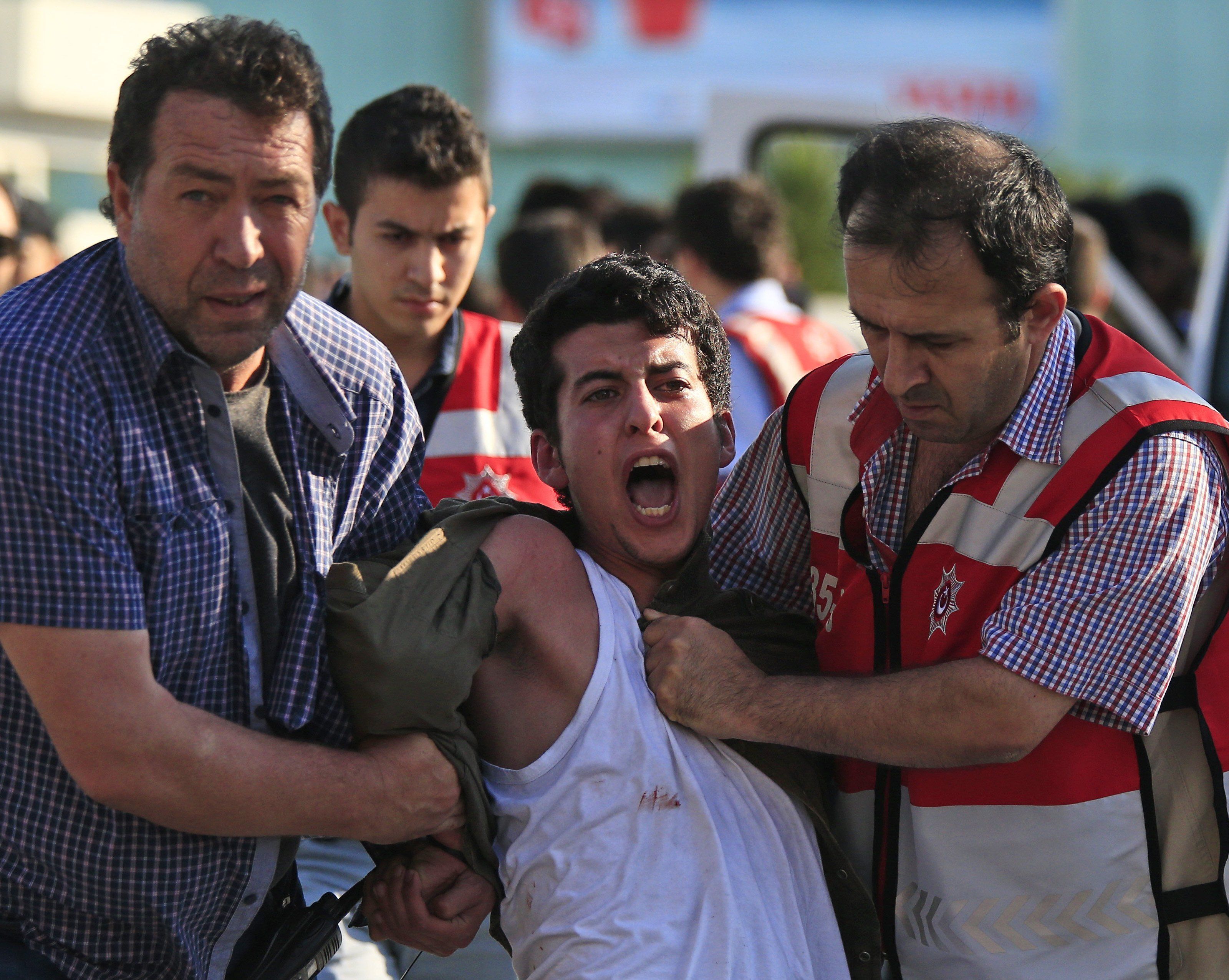Verhaftungen bei Protesten. Verhaftungen bei Protesten.