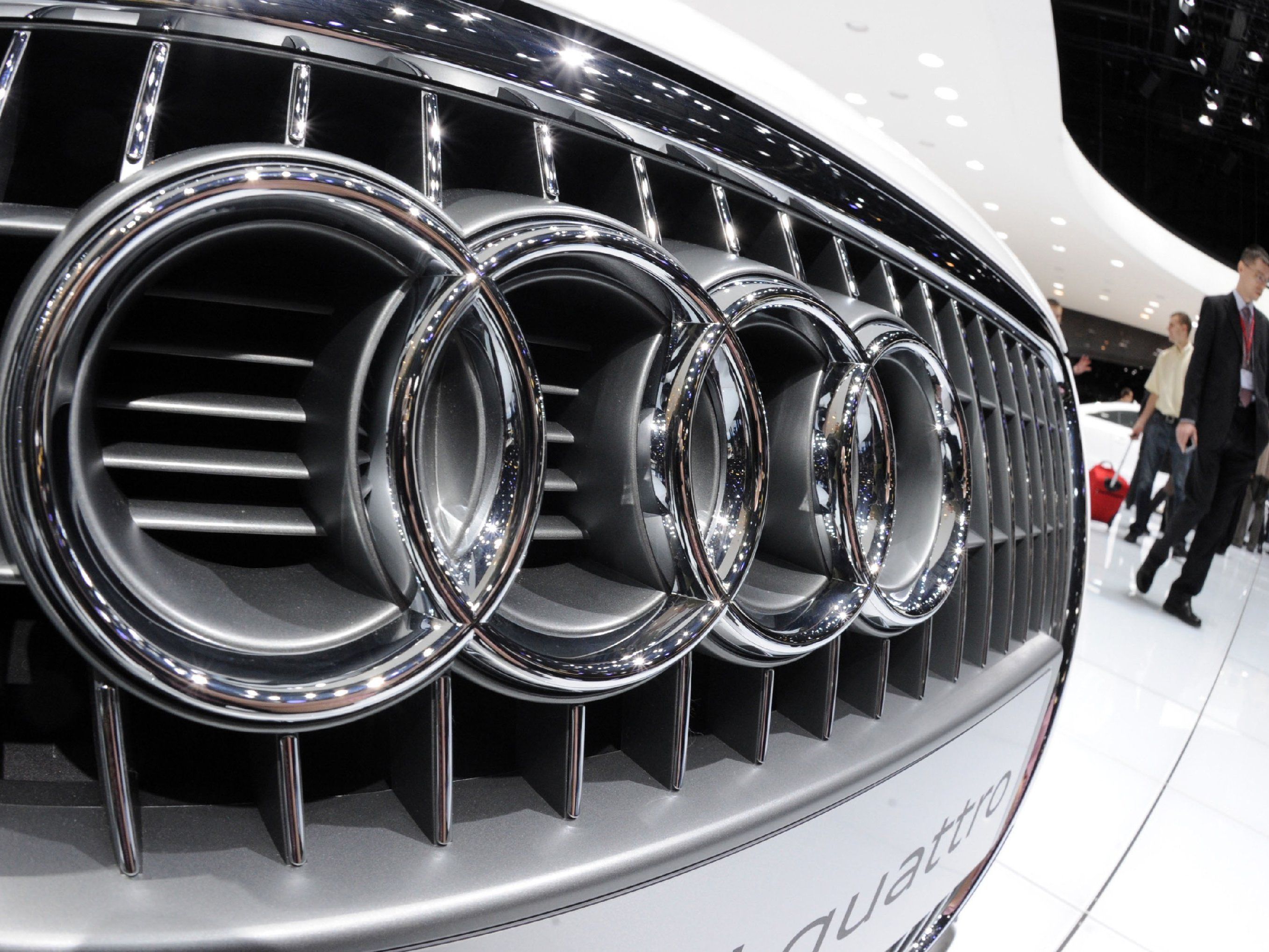 LG und Samsung sollen Batterien liefern - Mehr als 500 km Reichweite. LG und Samsung sollen Batterien liefern - Mehr als 500 km Reichweite.