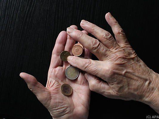 Armutskonferenz fordert u.a. einen Pensionsvorschuss