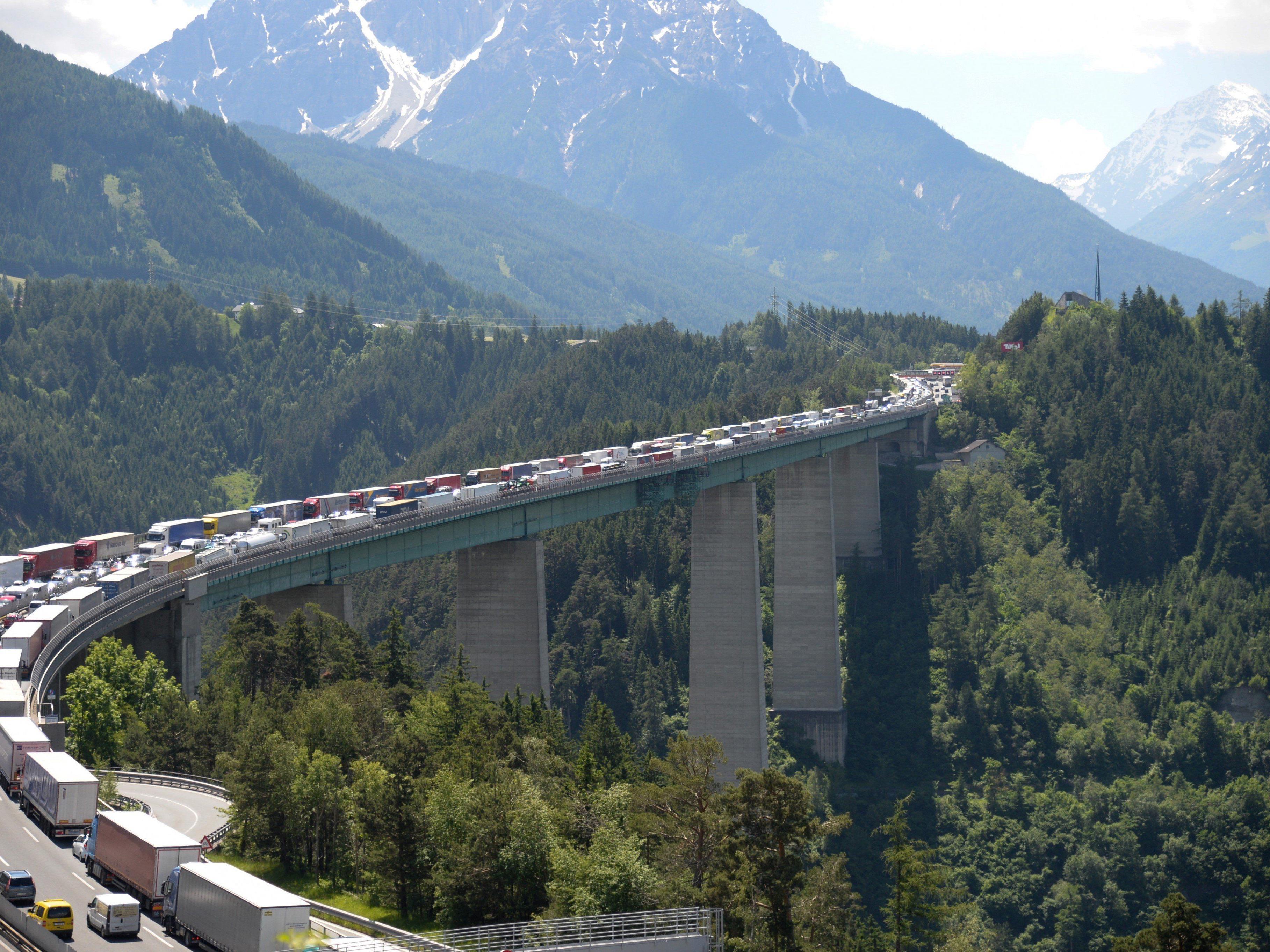 Die 192 Meter der Europabrücke sind der persönliche Rekord der 84-Jährigen.