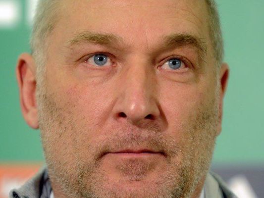 Laut Rapids Sportdirektor Andreas Müller steht das Thema Transfers bei den Wienern aktuell nicht auf der Agenda. Laut Rapids Sportdirektor Andreas Müller steht das Thema Transfers bei den Wienern aktuell nicht auf der Agenda.