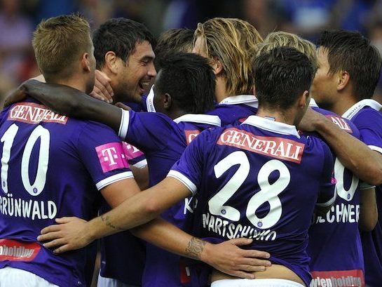 Austria Spieler jubeln im Spiel zwischen FK Austria Wien und Cashpoint SCR Altach Austria Spieler jubeln im Spiel zwischen FK Austria Wien und Cashpoint SCR Altach