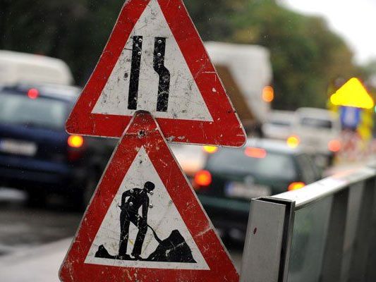 Umbauarbeiten in Wattgasse: Verkehrsumleitung über Pfenninggeldgasse Umbauarbeiten in Wattgasse: Verkehrsumleitung über Pfenninggeldgasse