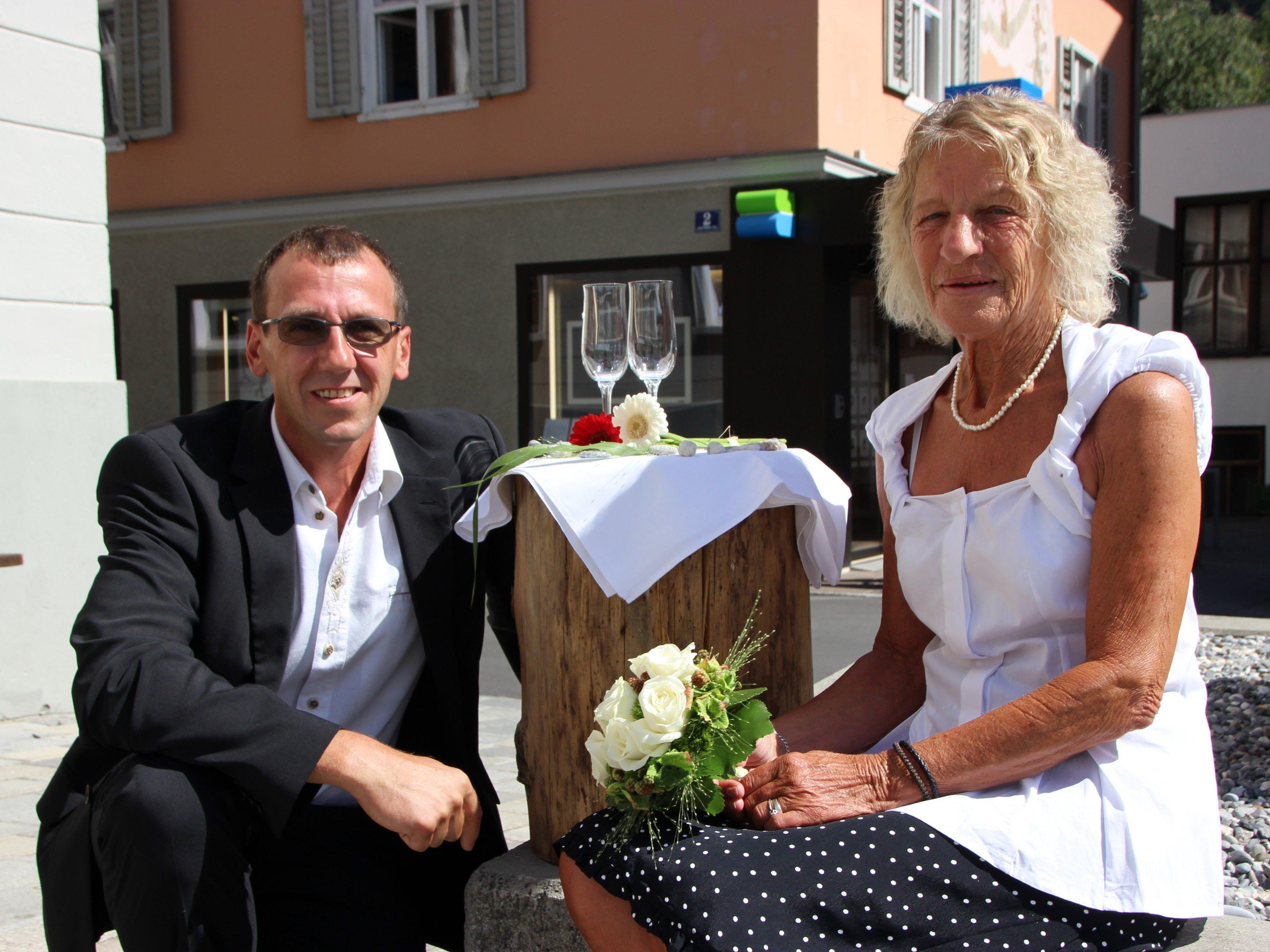 Renate Riesterer und Armin Baumann aus Deutschland feierten ihre standesamtliche Trauung.