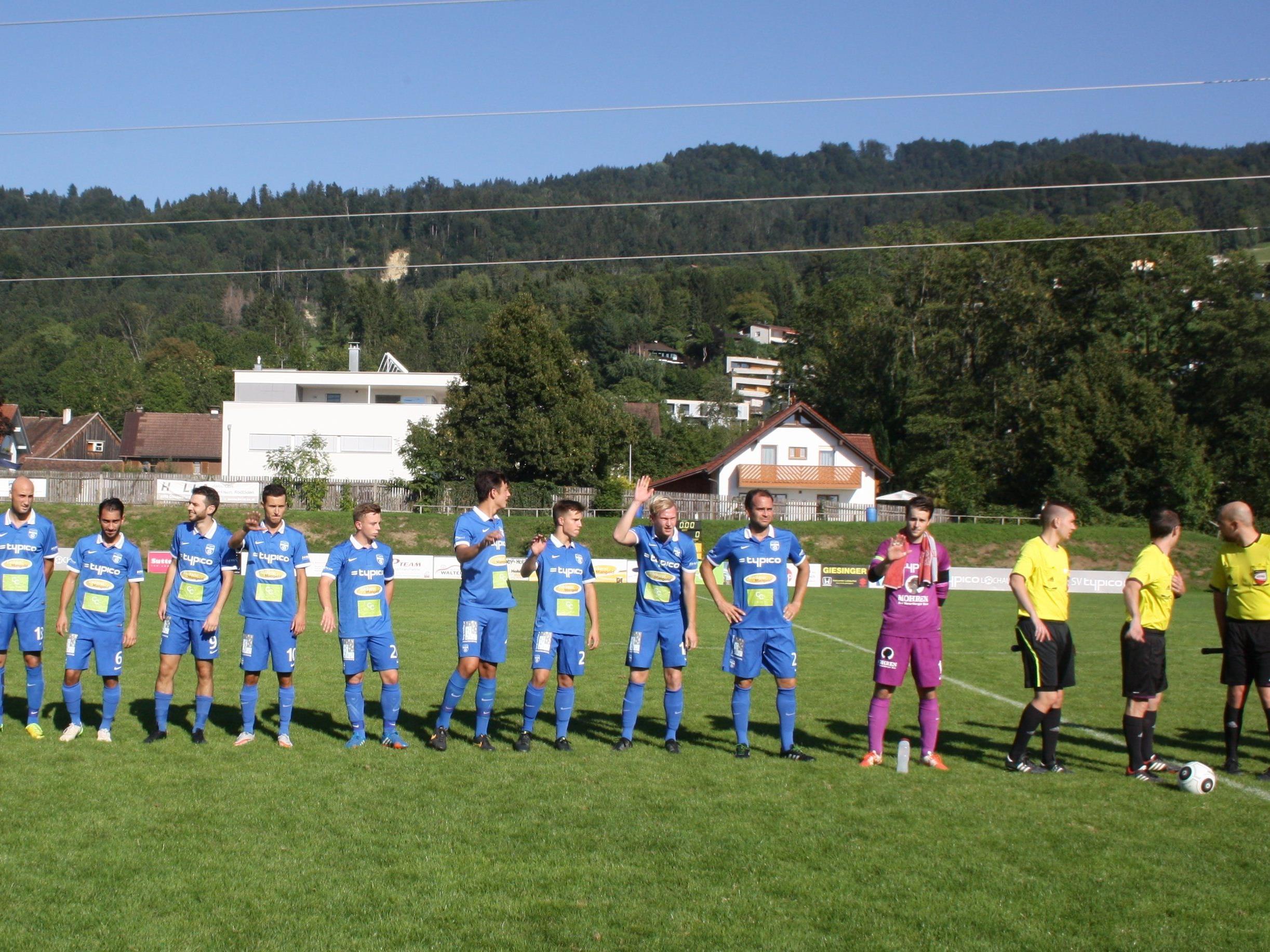 Die Kampfmannschaft des SV Typico Lochau holte gegen Koblach die ersten drei Punkte in der laufenden Meisterschaft.