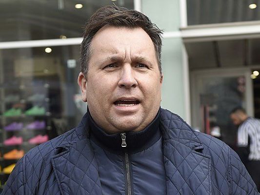 BZÖ Wien-Chef Dietmar Schwingenschrot gab das Aus bekannt BZÖ Wien-Chef Dietmar Schwingenschrot gab das Aus bekannt