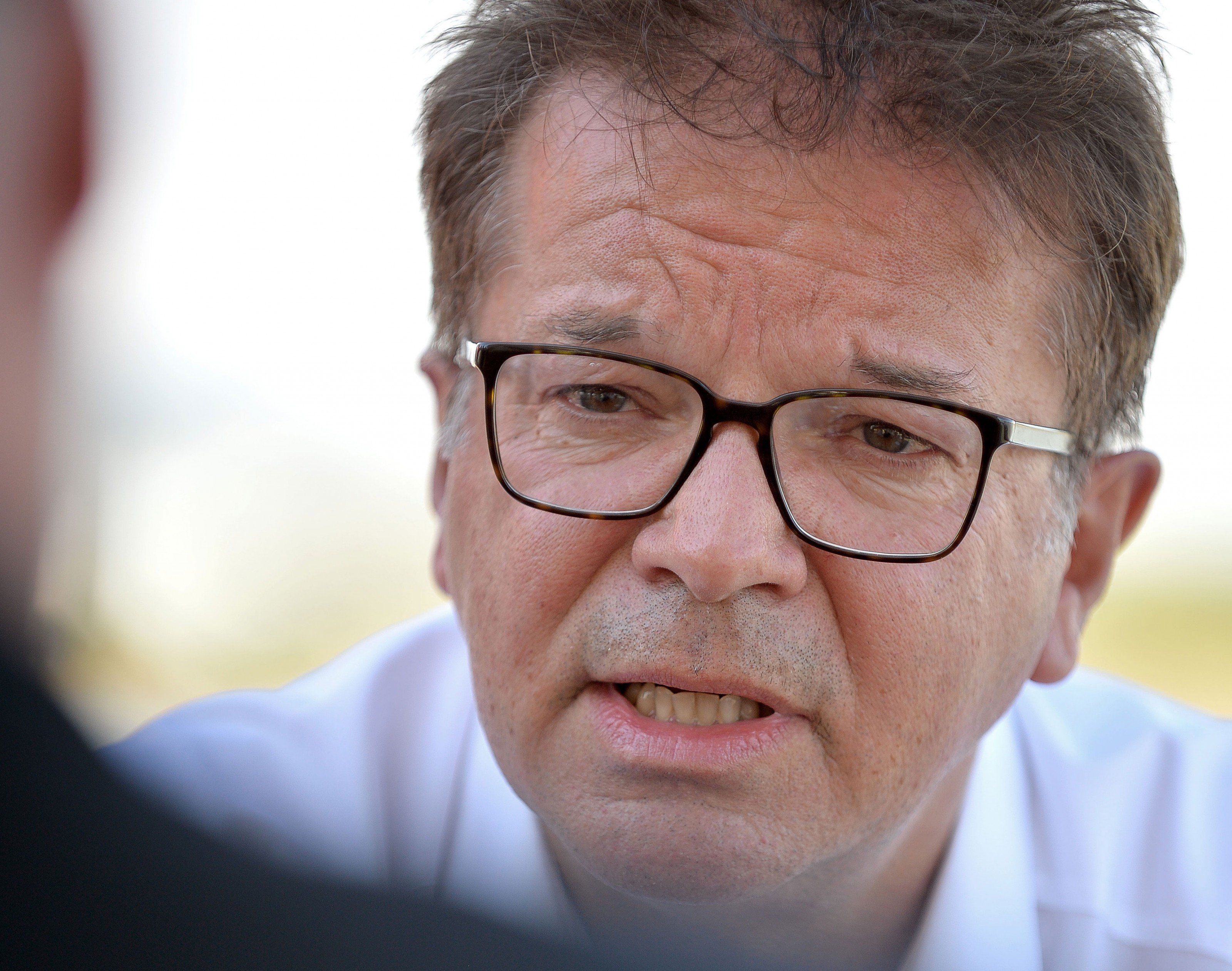 Rudi Anschober im Interview zu den bevorstehenden Wahlen. Rudi Anschober im Interview zu den bevorstehenden Wahlen.