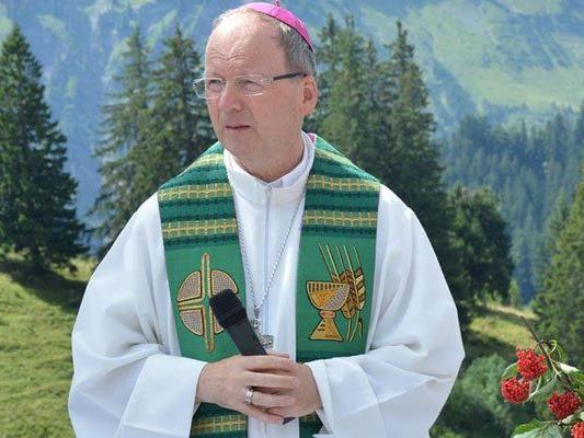 Bischof Benno Elbs lädt zum Gebet für Flüchtlinge auf den Gebhardsberg.