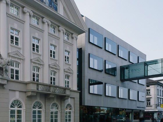 Konzernergebnis liegt bei EUR 106,5 Mio Konzernergebnis liegt bei EUR 106,5 Mio