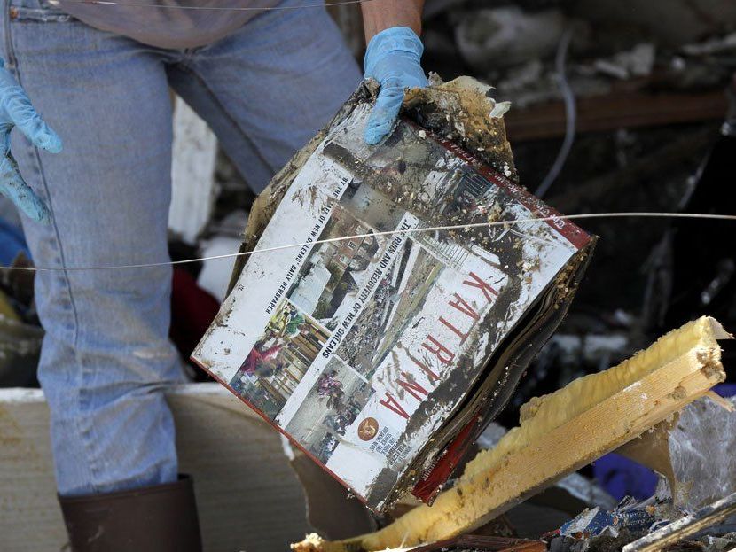 Rückkehr zu normaler Not? New Orleans zehn Jahre nach "Katrina" Von Chris Melzer, dpa Rückkehr zu normaler Not? New Orleans zehn Jahre nach "Katrina" Von Chris Melzer, dpa