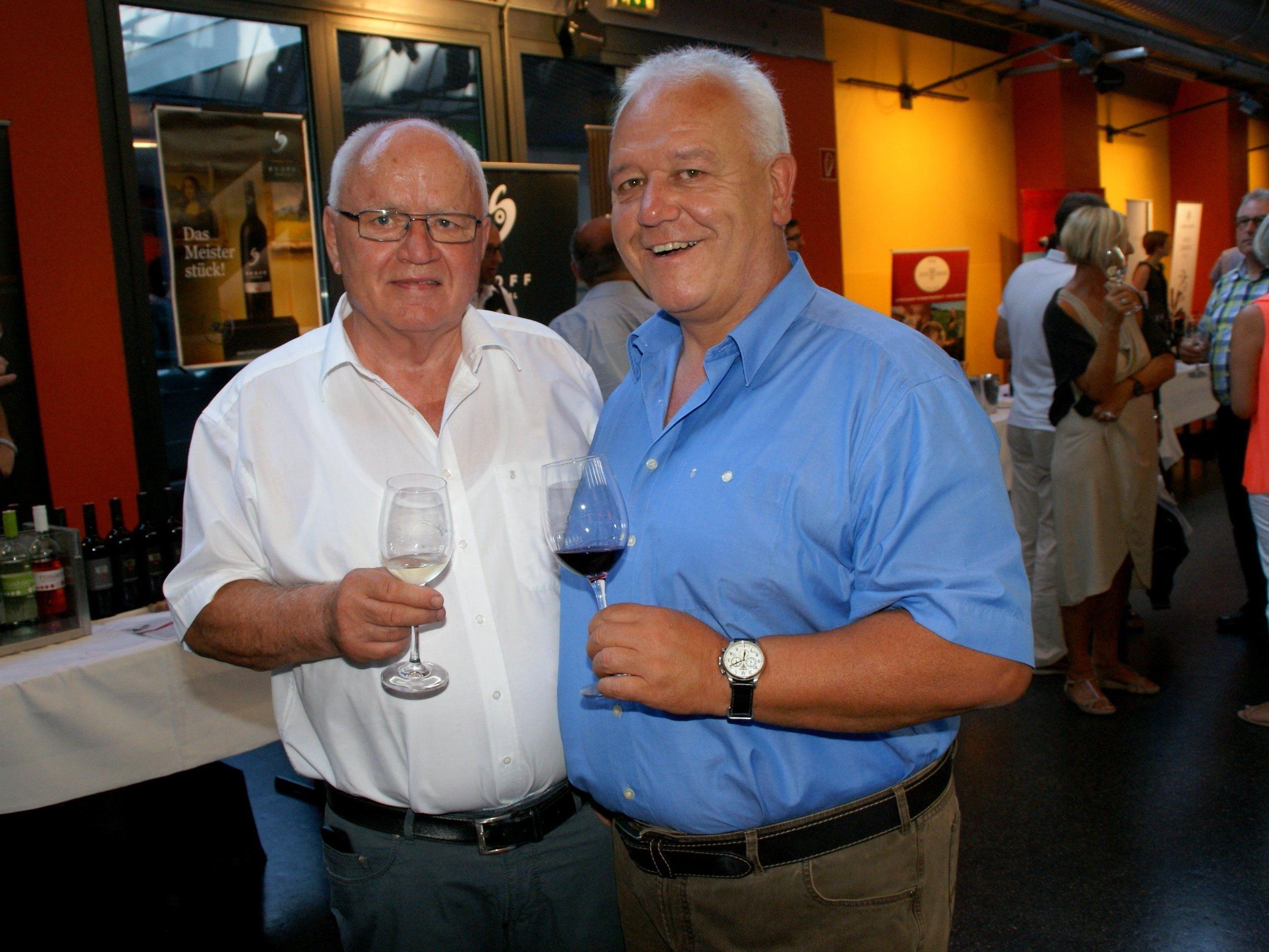 v.li. Gerhard Steurer und Hannes Amann hatten zur Weinvision geladen!