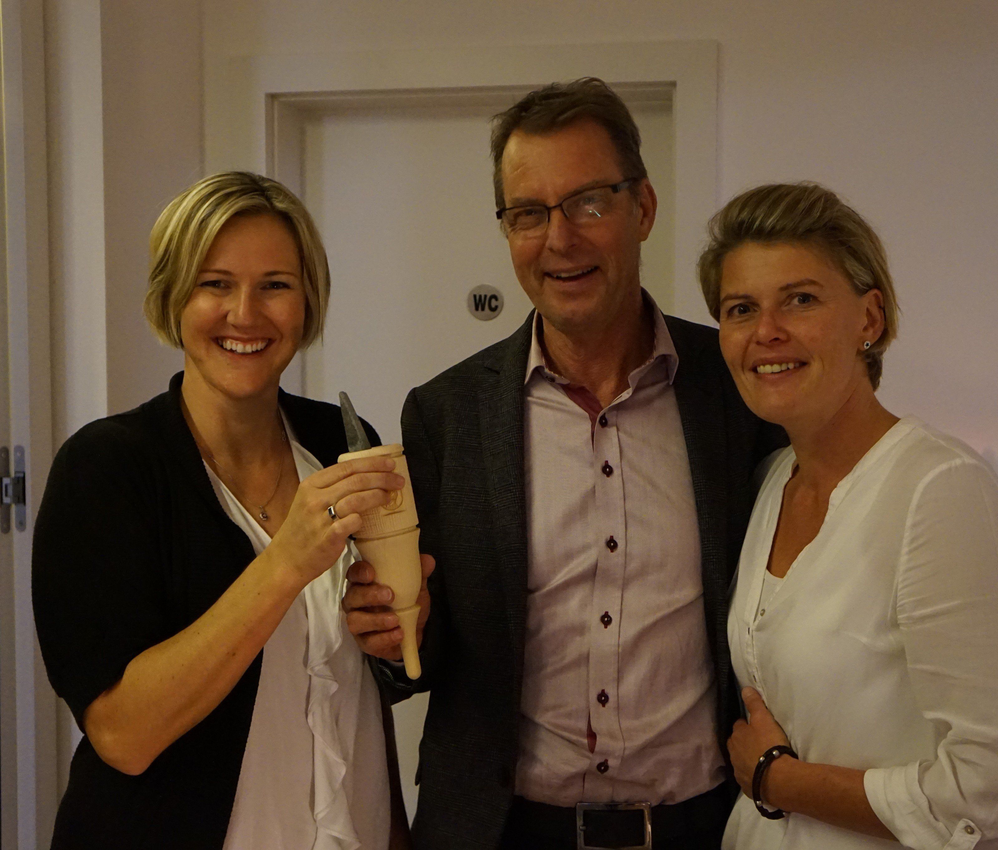 Bürgermeister Manfred Flatz gratulierte zu den neuen Praxisräumen Bürgermeister Manfred Flatz gratulierte zu den neuen Praxisräumen