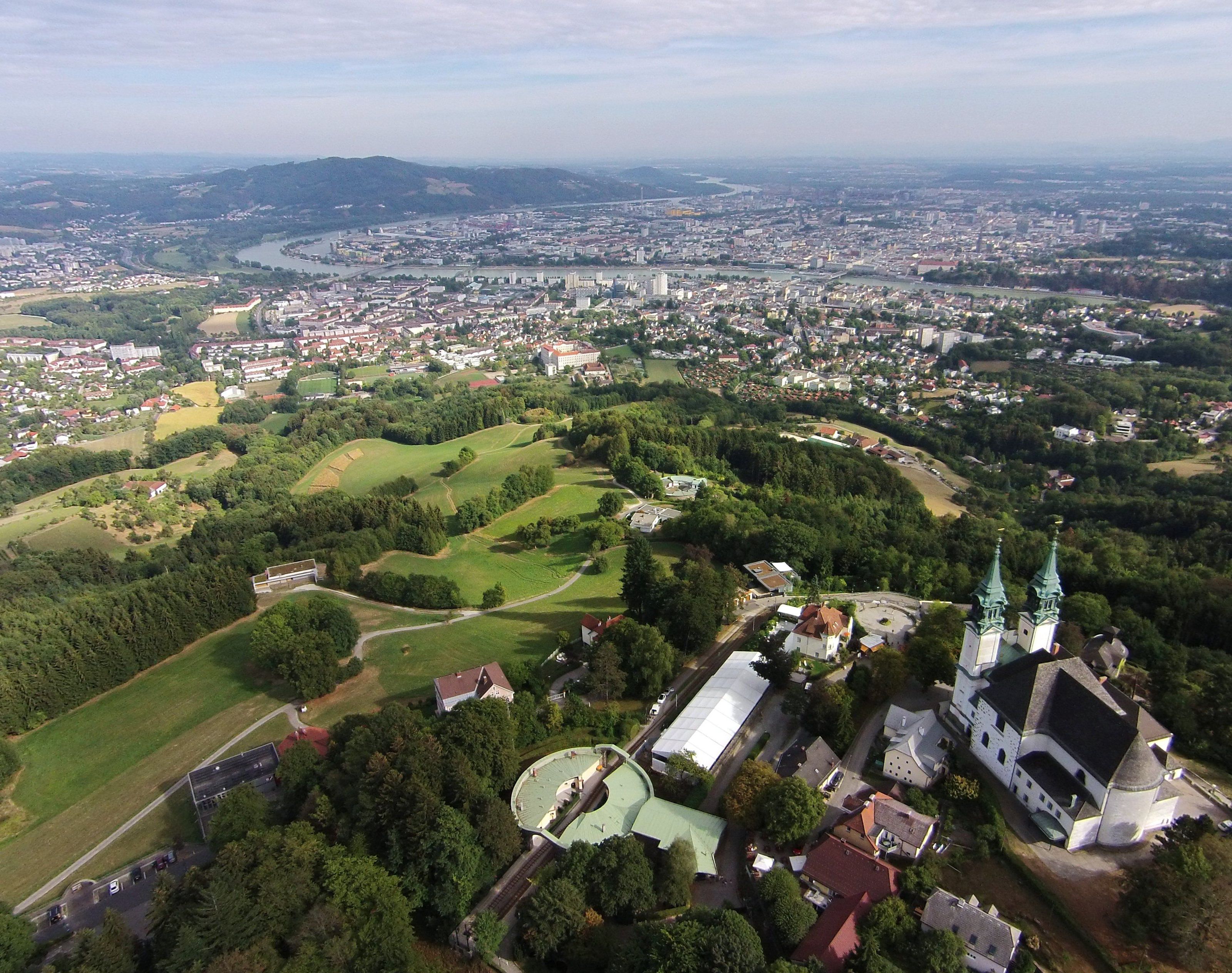 Der Linzer Gemeinderat bleibt in roter Hand. Der Linzer Gemeinderat bleibt in roter Hand.