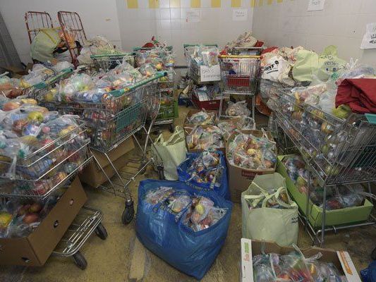 Die Caritas bittet wieder um Lebensmittelspenden. Die Caritas bittet wieder um Lebensmittelspenden.