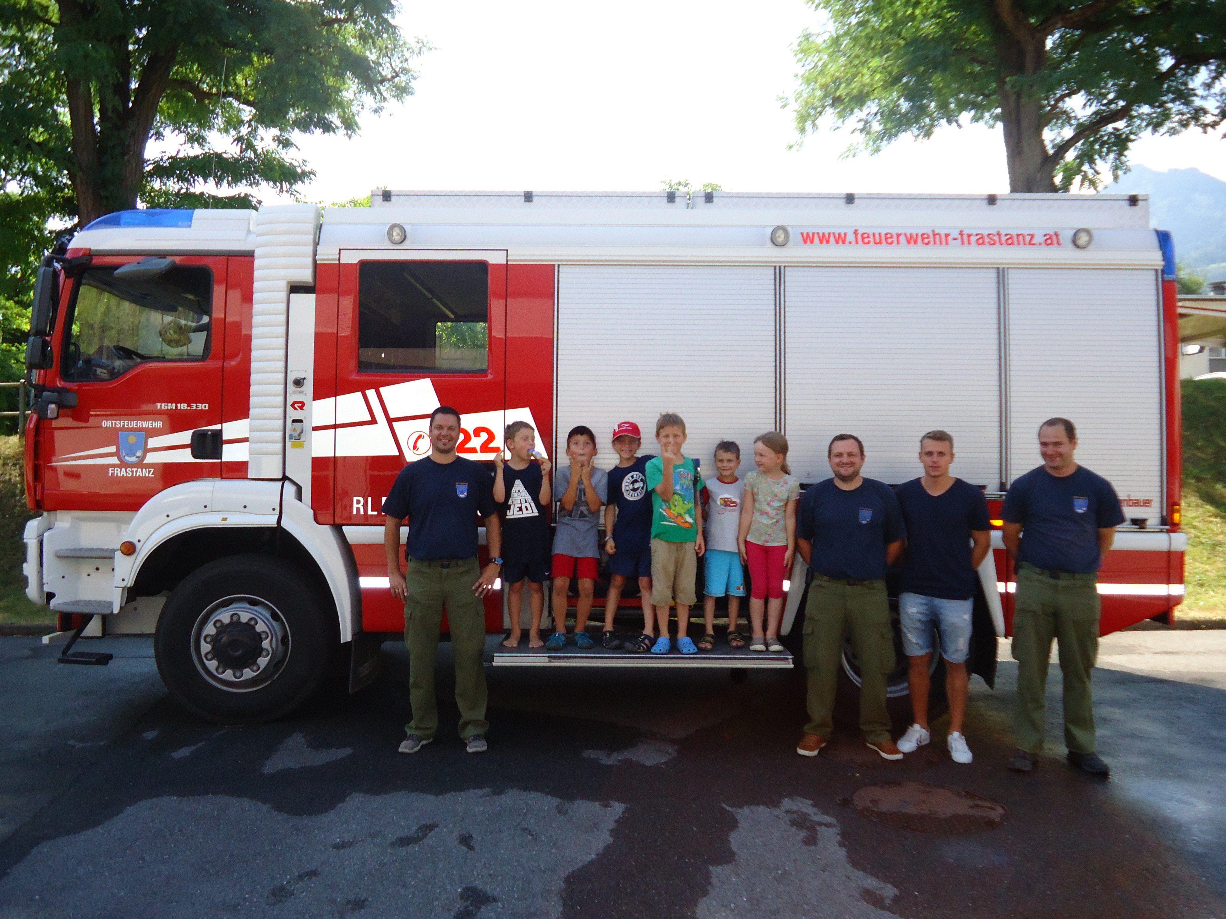 Besuch bei der Feuerwehr in Frastanz