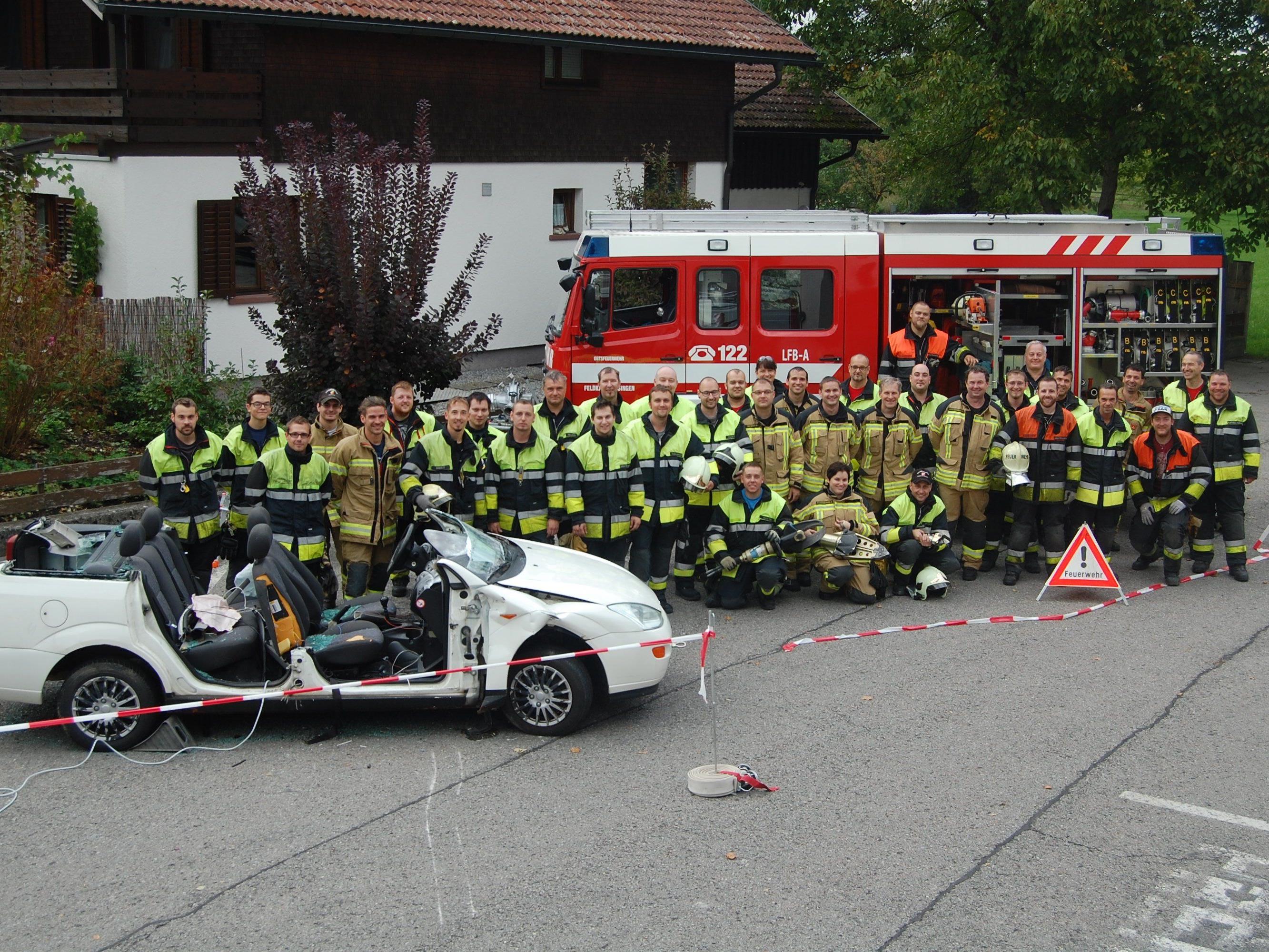 Gemeinsamer Schulungsnachmittag zum Thema „Unfallrettung“ für die Feldkircher Feuerwehren.