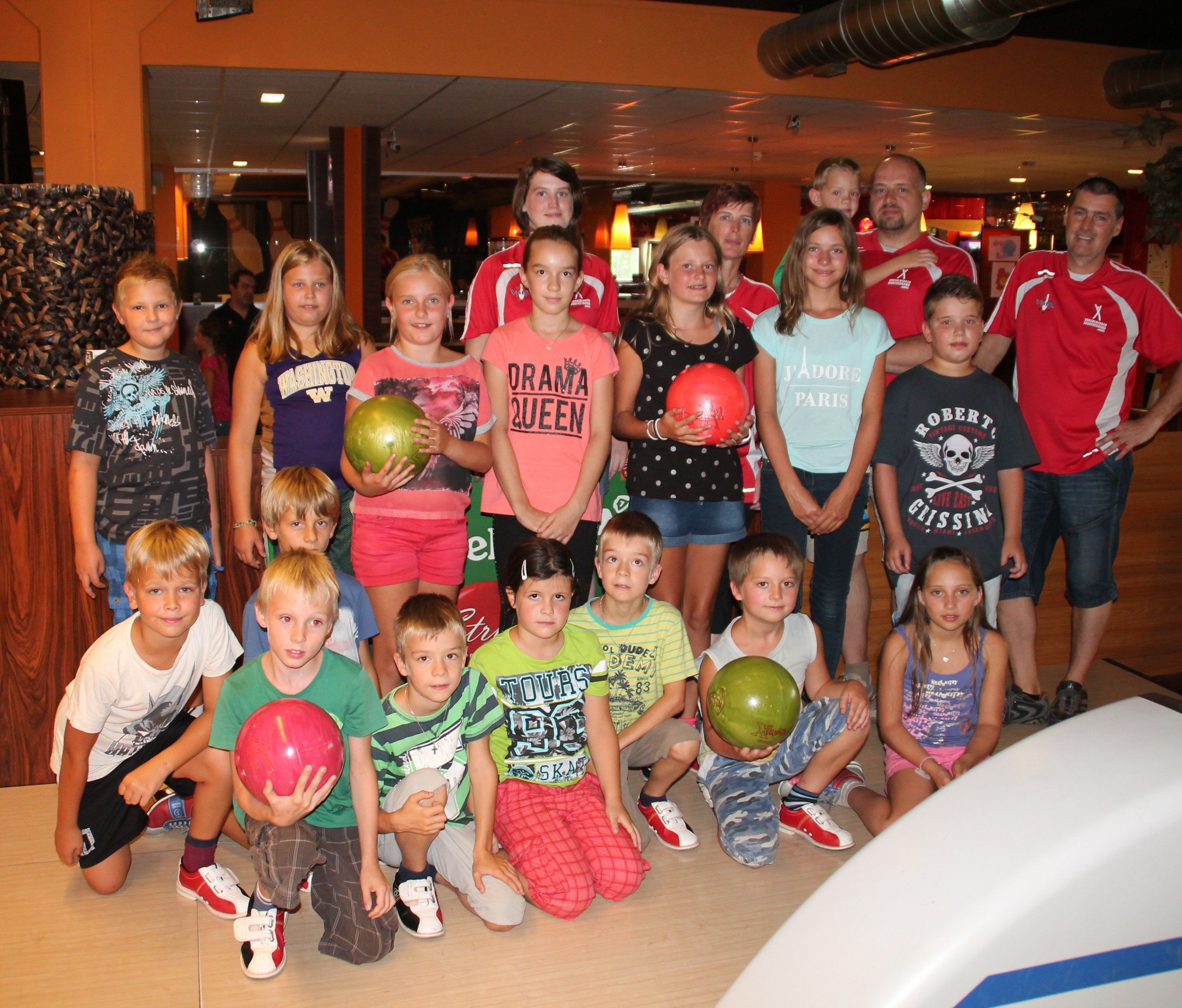 Kinder Bowlingnachmittag im Strike Center Kinder Bowlingnachmittag im Strike Center