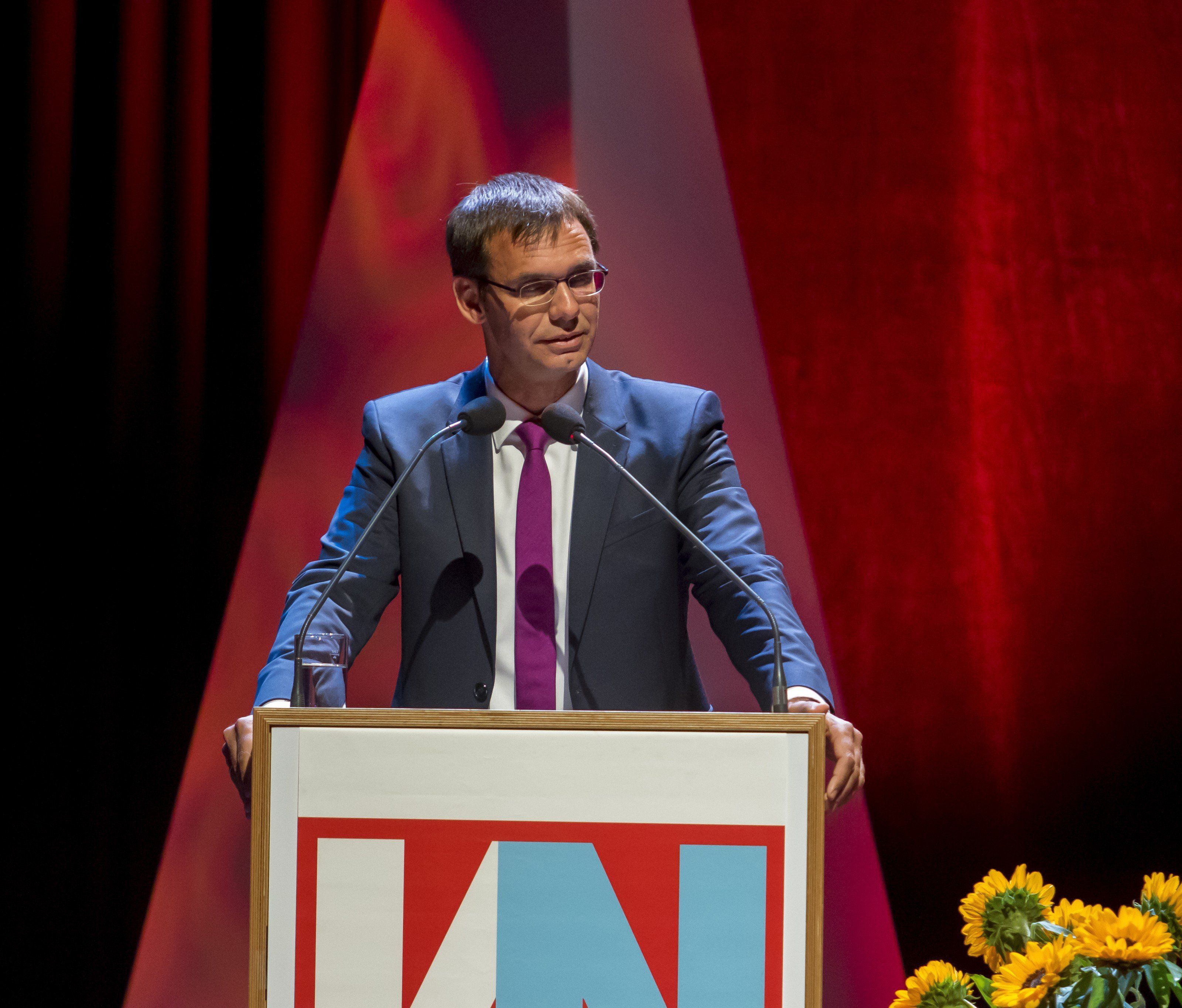 LH Wallner gratulierte Blum als visionärem Ausbilder. LH Wallner gratulierte Blum als visionärem Ausbilder.