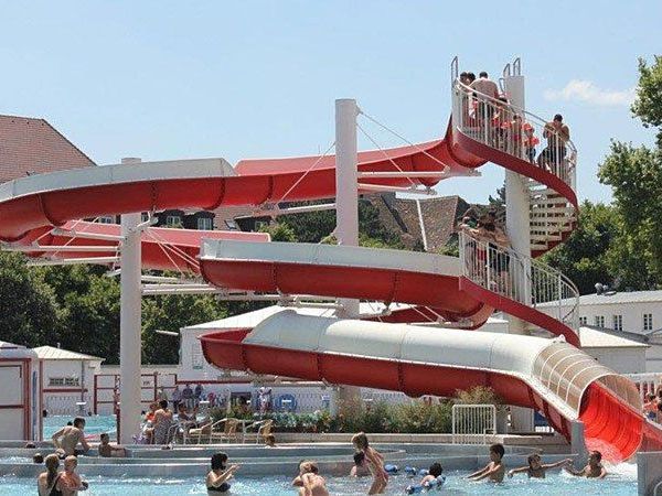 Der Ansturm auf die Wiener Bäder war heuer riesengroß - wie etwa im Kongressbad Der Ansturm auf die Wiener Bäder war heuer riesengroß - wie etwa im Kongressbad