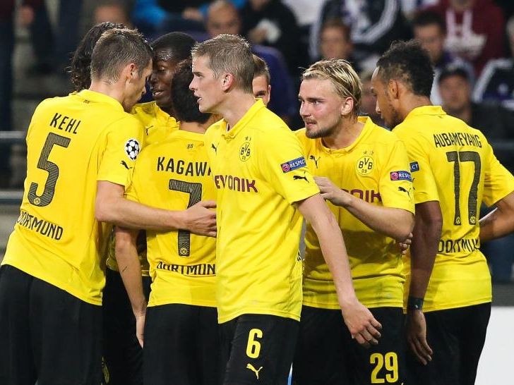 Borussia Dortmund möchte die Tabellenführung verteidigen Borussia Dortmund möchte die Tabellenführung verteidigen