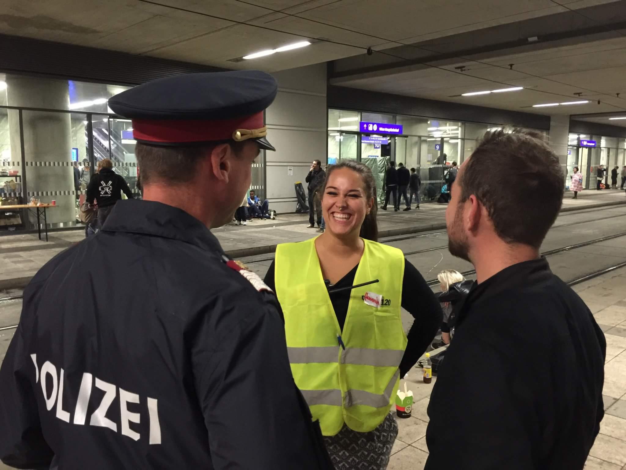 Die 26-Jährige arbeitet seit drei Wochen am Hauptbahnhof Wien.
