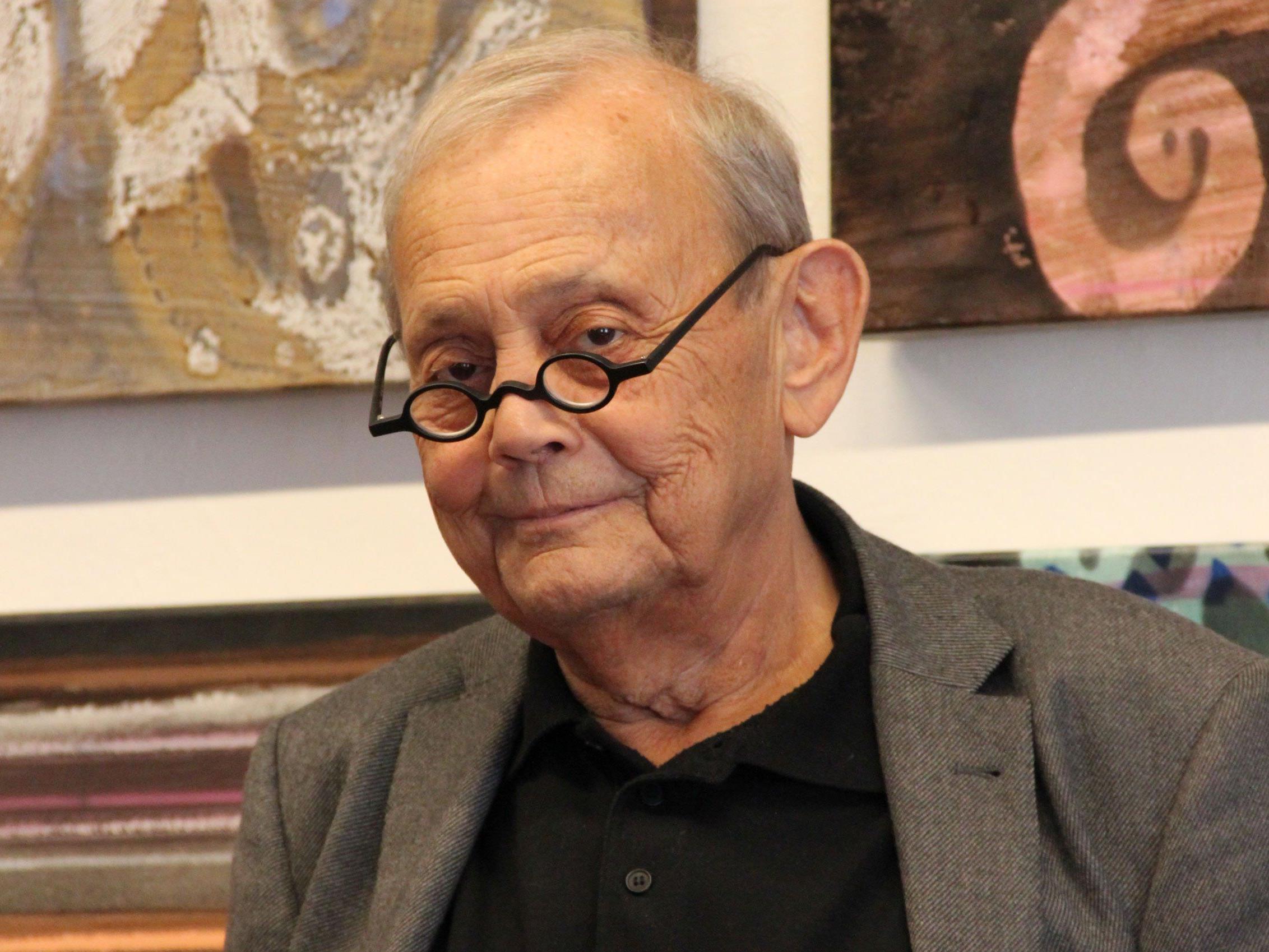 Vorarlberger Künstler und Jurist Gerold Hirn im Alter von 70 Jahren verstorben.