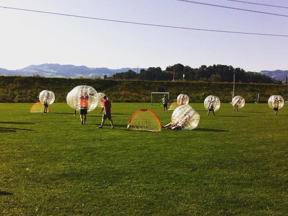 Bubble-Soccer stand beim Sommerprojekt 2015 auf dem Programm