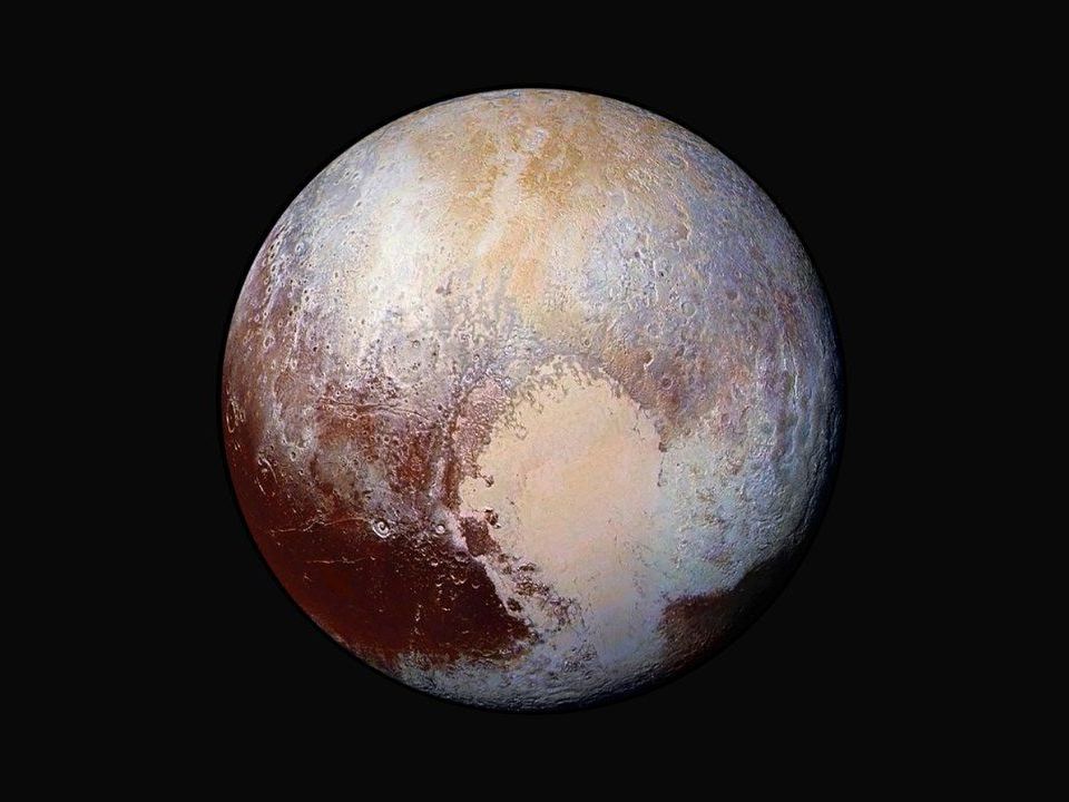 Die Schlangenhaut des Pluto zeigen neue beeindruckende Aufnahmen der Sonde New Horizons. Die Schlangenhaut des Pluto zeigen neue beeindruckende Aufnahmen der Sonde New Horizons.