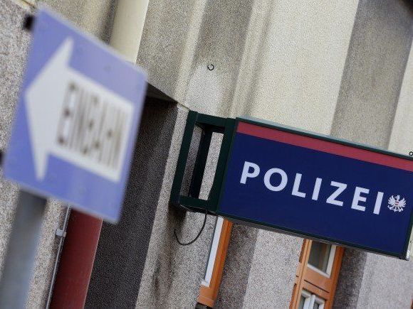 Auf der Polizeistation soll es zu einem Zwischenfall gekommen sein Auf der Polizeistation soll es zu einem Zwischenfall gekommen sein
