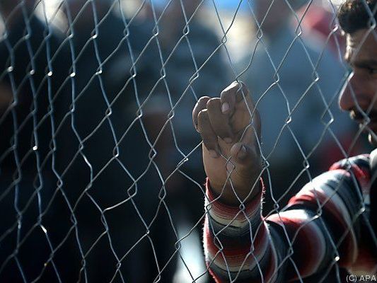 Innenminister beraten erneut über Flüchtlingskrise Innenminister beraten erneut über Flüchtlingskrise