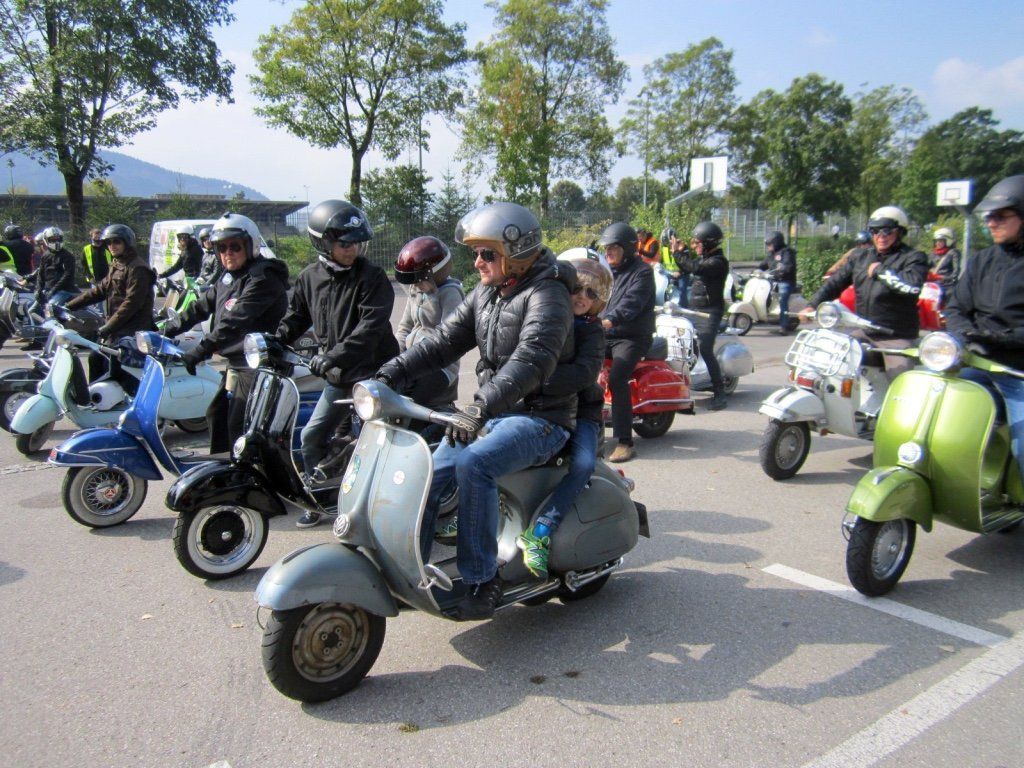 Eines der Highlights war der gemeinsame Start beim Götzner Mösle-Stadion. Eines der Highlights war der gemeinsame Start beim Götzner Mösle-Stadion.
