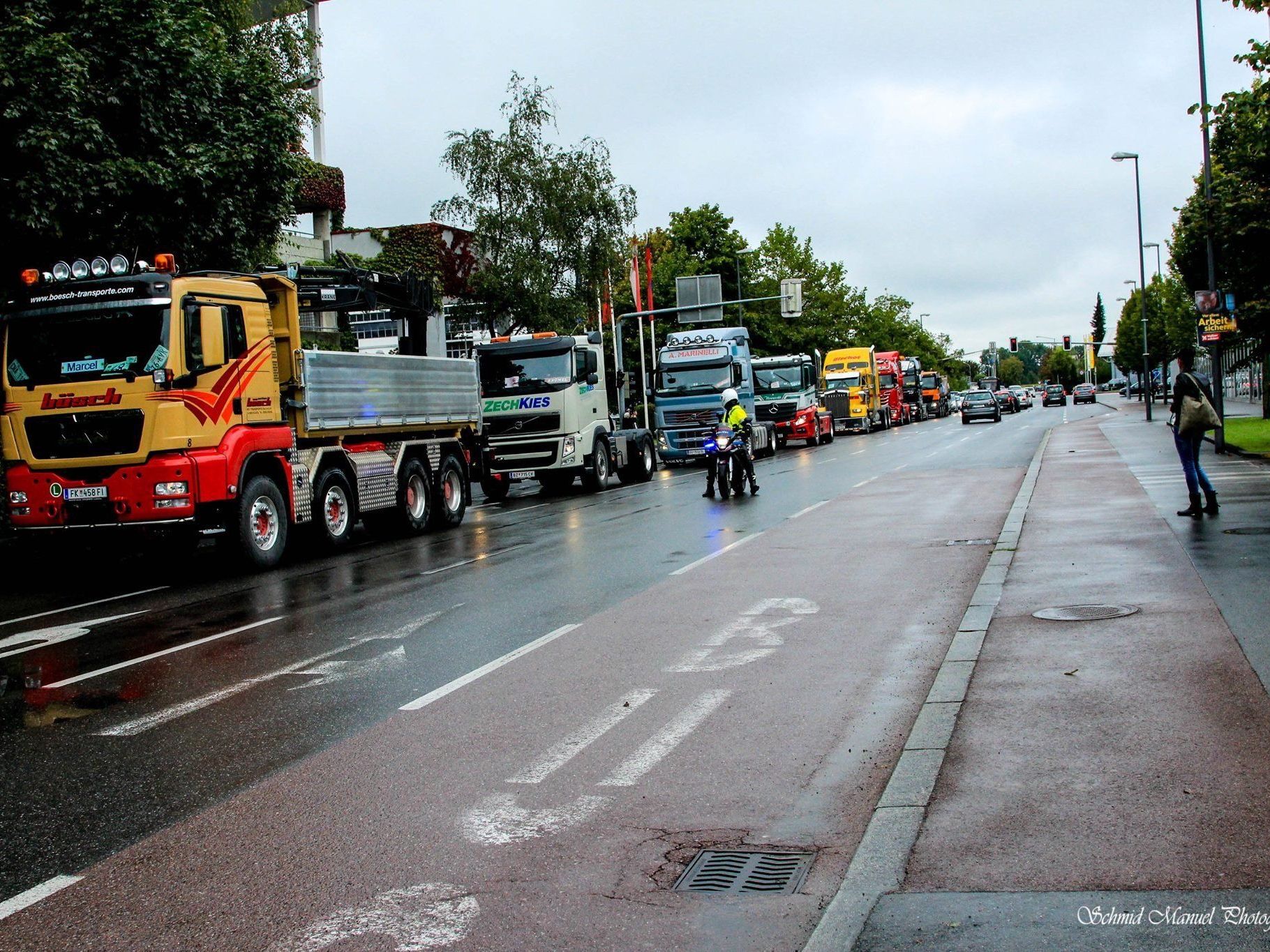 Spannende Truck-Fahrt für besondere Kinder von Rankweil nach Götzis und zurück. Spannende Truck-Fahrt für besondere Kinder von Rankweil nach Götzis und zurück.