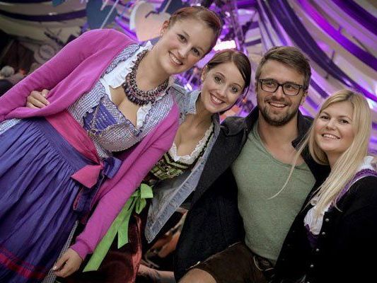 Gut gefüllt war das Festzelt im Prater bereits am Freitag. Gut gefüllt war das Festzelt im Prater bereits am Freitag.