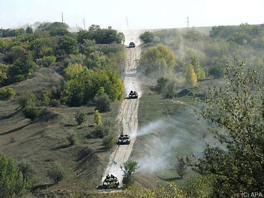 Truppenrückzug in der Ostukraine Truppenrückzug in der Ostukraine
