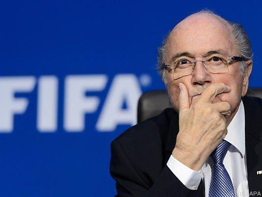 Druck auf FIFA-Boss Sepp Blatter verstärkt sich weiter