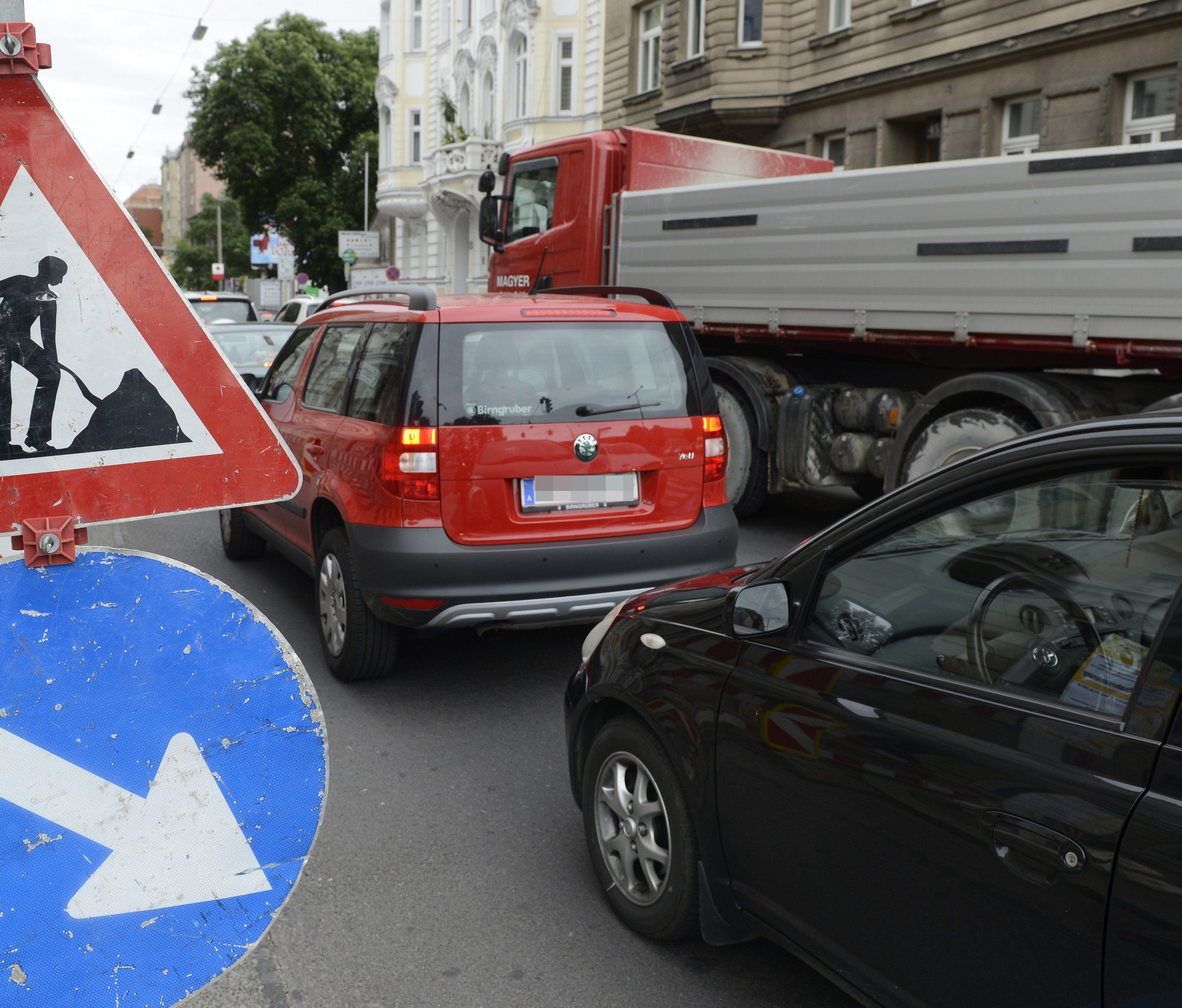 Ab Mittwoch wird auf der Atzgersdorfer Straße gebaut. Ab Mittwoch wird auf der Atzgersdorfer Straße gebaut.