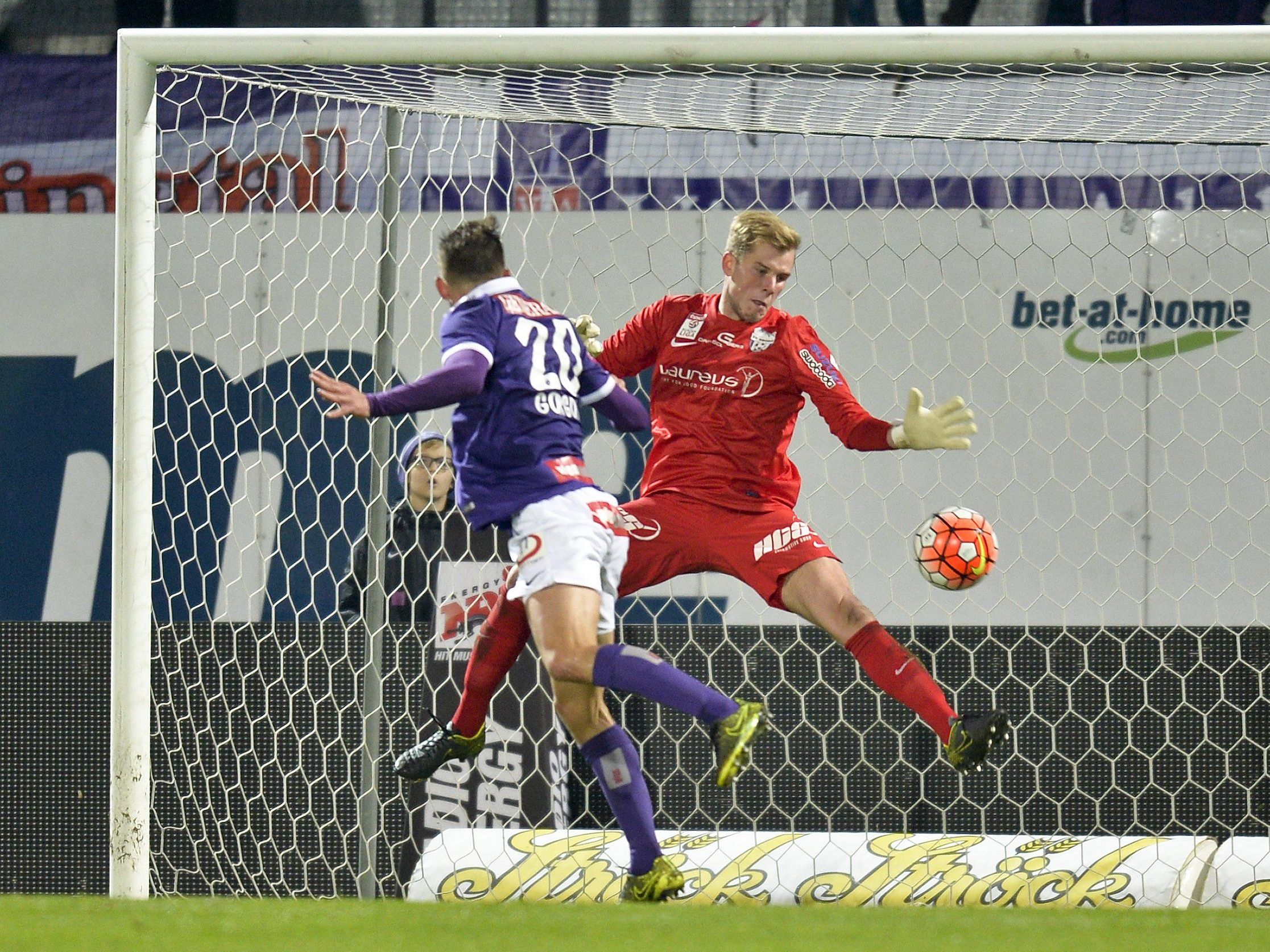 Alex Gorgon feiert mit der Wiener Austria den dritten Sieg in Serie. Alex Gorgon feiert mit der Wiener Austria den dritten Sieg in Serie.