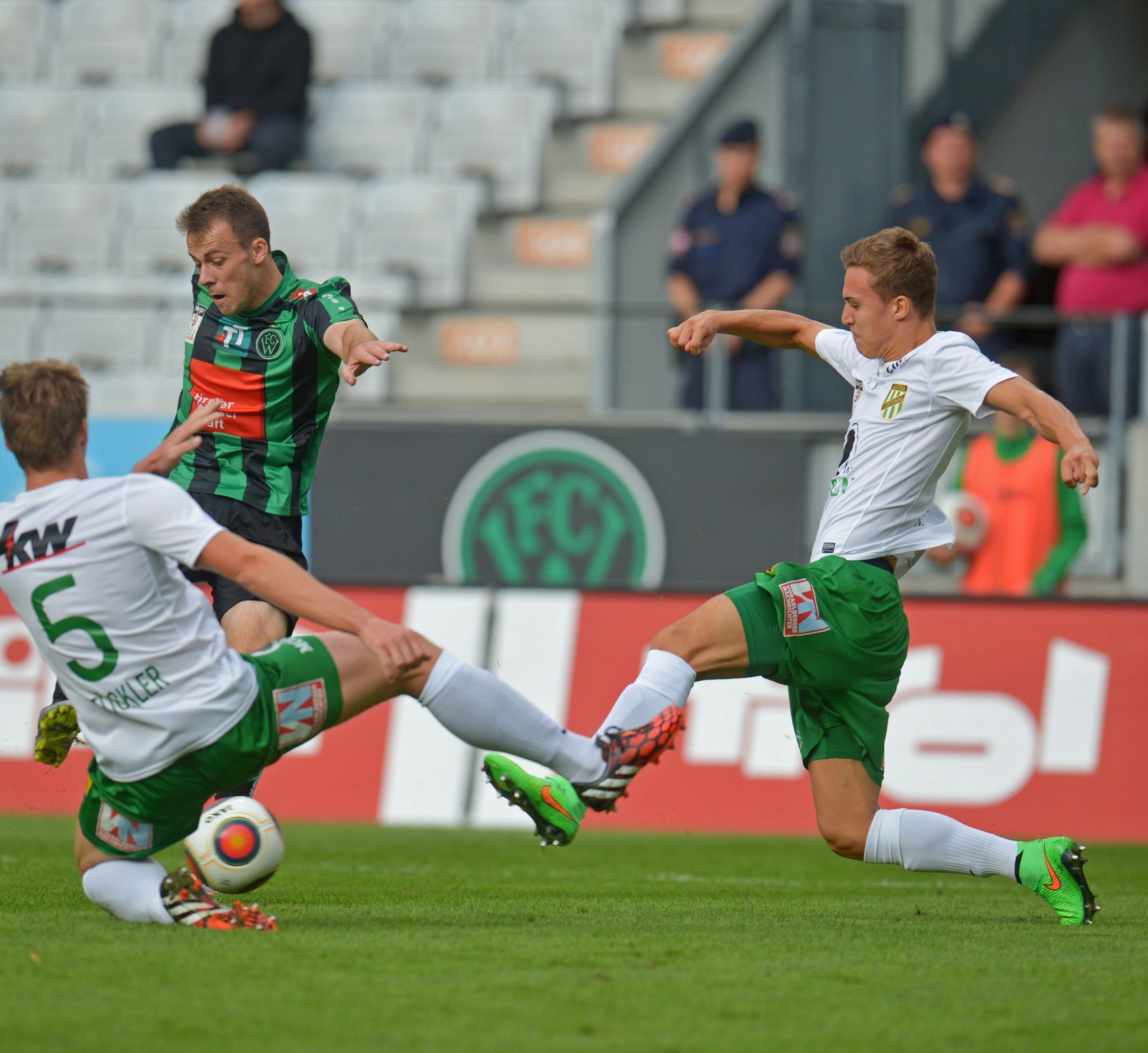 Das erste Saison-Duell hat die Lustenauer Austria in Innsbruck mit 0:1 verloren. Das erste Saison-Duell hat die Lustenauer Austria in Innsbruck mit 0:1 verloren.