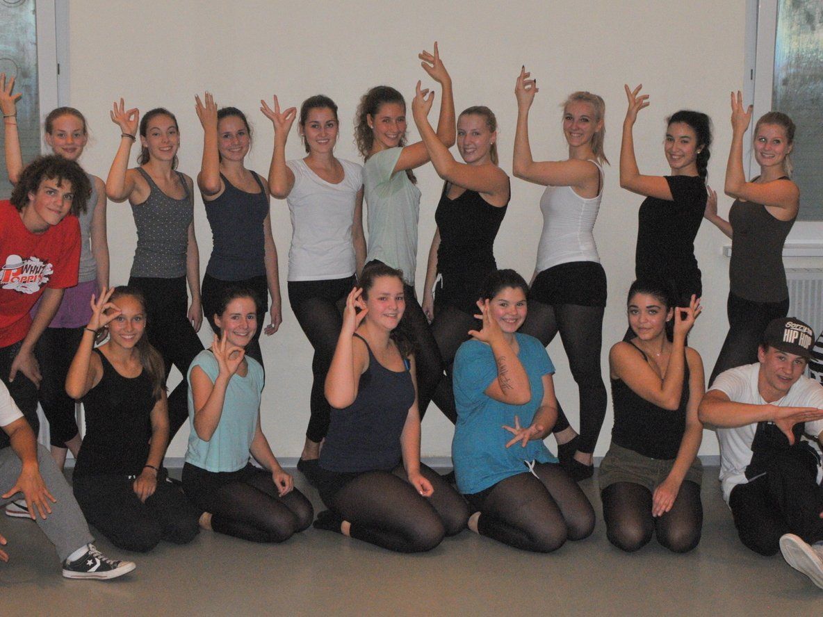 1. Probe von ONE STEP AHEAD und Verein Terpsichore 1. Probe von ONE STEP AHEAD und Verein Terpsichore