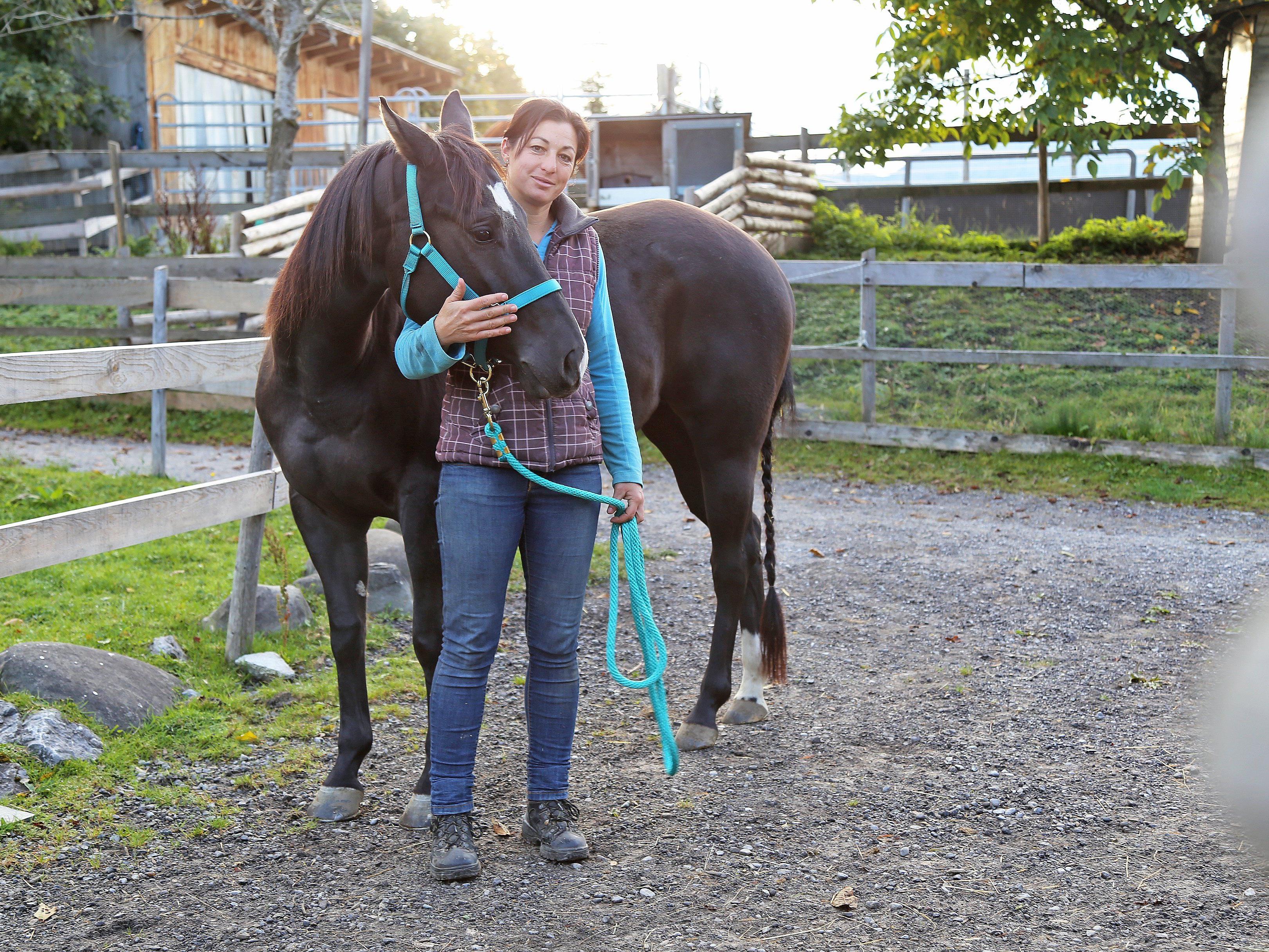 Astrid Türtscher wird mit fünf Pferden auf dem Rankler Herbstmarkt zu Gast sein.