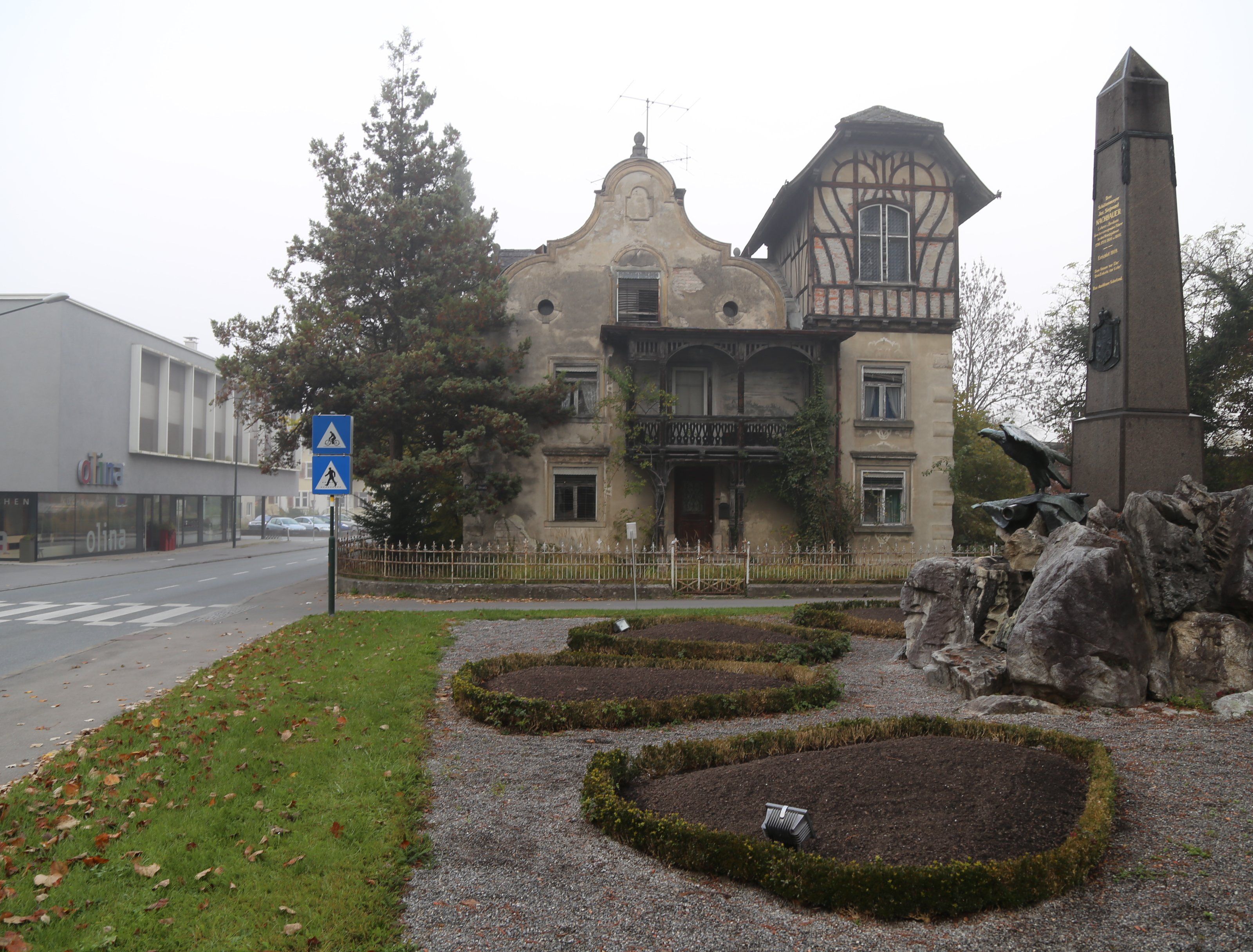 Die Häusle-Villa verfällt zunehmend - so die Kritik im Bürgerforum. Die Häusle-Villa verfällt zunehmend - so die Kritik im Bürgerforum.
