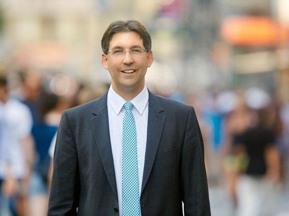 Markus Figl wird Ursula Stenzel als Bezirksvorsteher in der City ablösen. Markus Figl wird Ursula Stenzel als Bezirksvorsteher in der City ablösen.