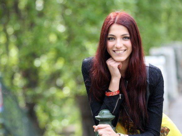 Amina Dagi fährt für Österreich zur "Miss Universe"-Wahl.