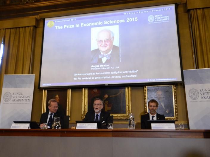 Der 69-Jährige beschäftigt sich unter anderem mit Fragen der Entwicklungs- und Gesundheitsökonomie Der 69-Jährige beschäftigt sich unter anderem mit Fragen der Entwicklungs- und Gesundheitsökonomie