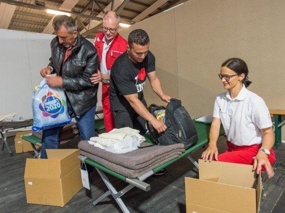 Nach Vorarlberg kommen weiterhin nur wenige Flüchtlinge. Und wenn, wollen sie meist weiter nach Deutschland oder in die Schweiz. Nach Vorarlberg kommen weiterhin nur wenige Flüchtlinge. Und wenn, wollen sie meist weiter nach Deutschland oder in die Schweiz.