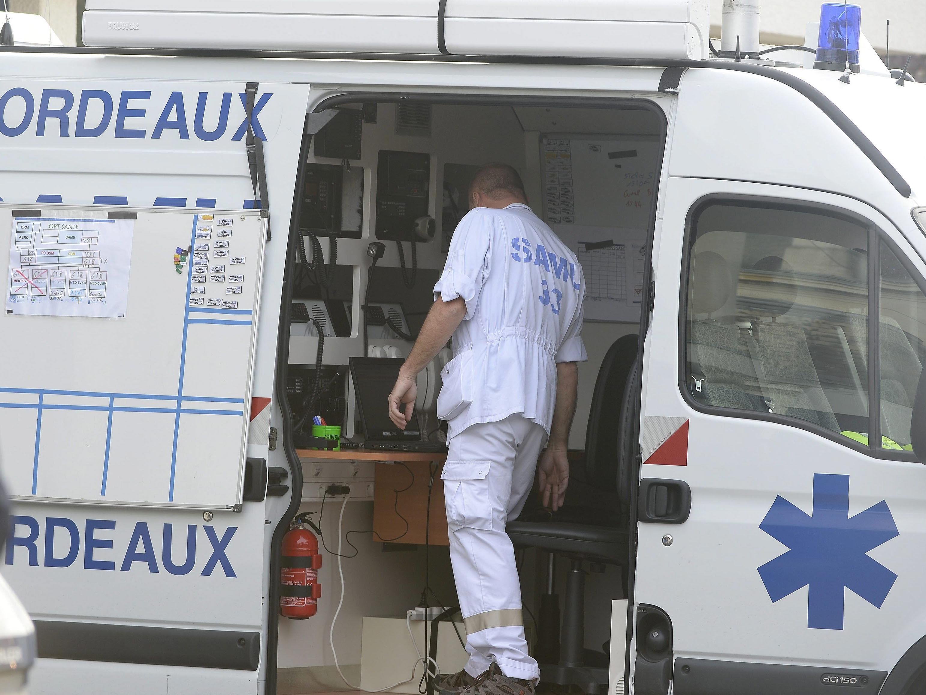 42 Tote bei tragischem Busunglück in Frankreich.