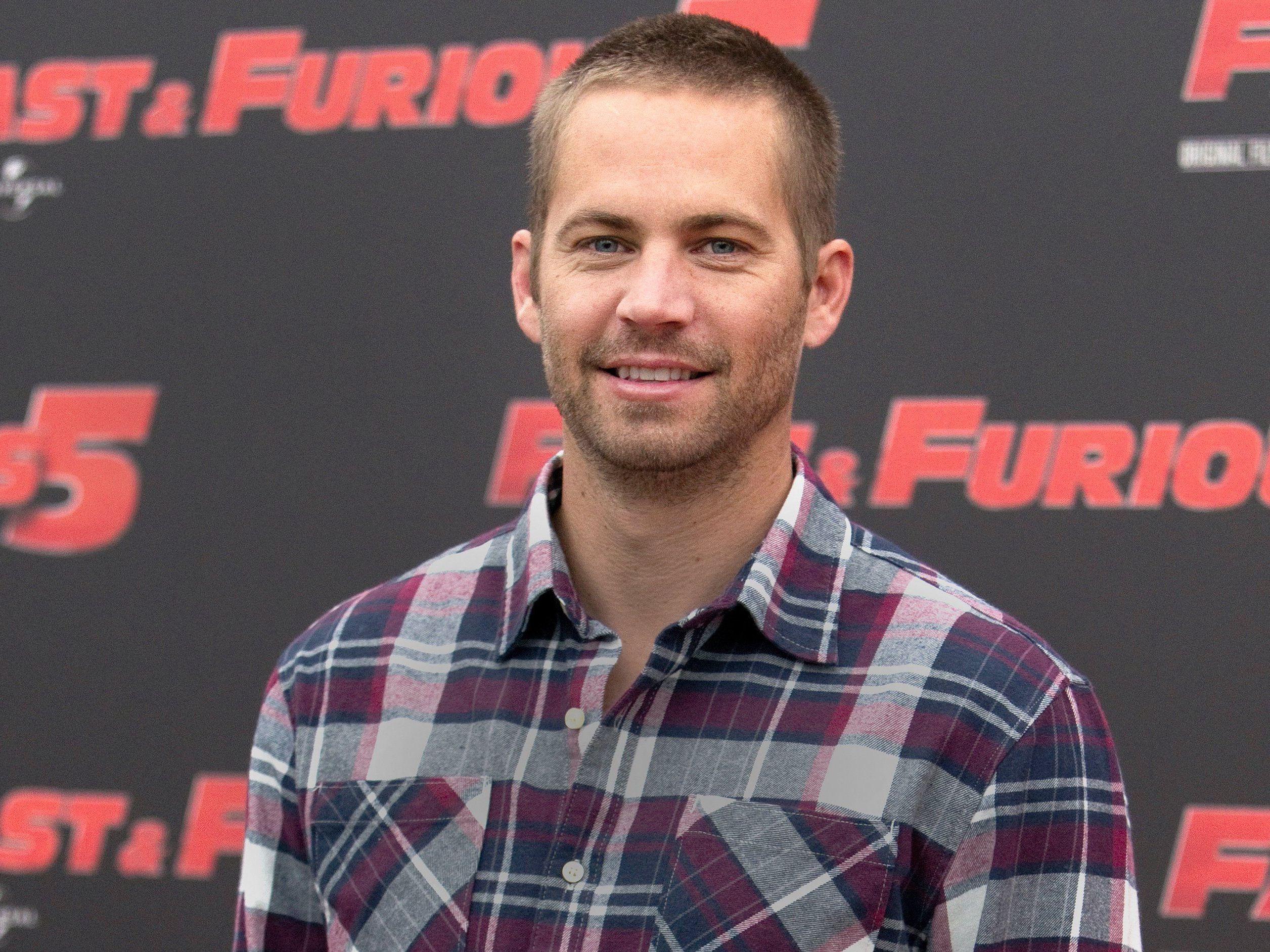 Der "Fast and the Furious" Schauspieler verstarb bei einem Autounfall Der "Fast and the Furious" Schauspieler verstarb bei einem Autounfall