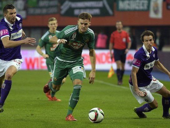 (v.l.), Alexander Gorgon (Austria), Stefan Stangl (Rapid), Fabian Koch (Austria) im Spiel zwischen SK Rapid Wien und FK Austria Wien (v.l.), Alexander Gorgon (Austria), Stefan Stangl (Rapid), Fabian Koch (Austria) im Spiel zwischen SK Rapid Wien und FK Austria Wien